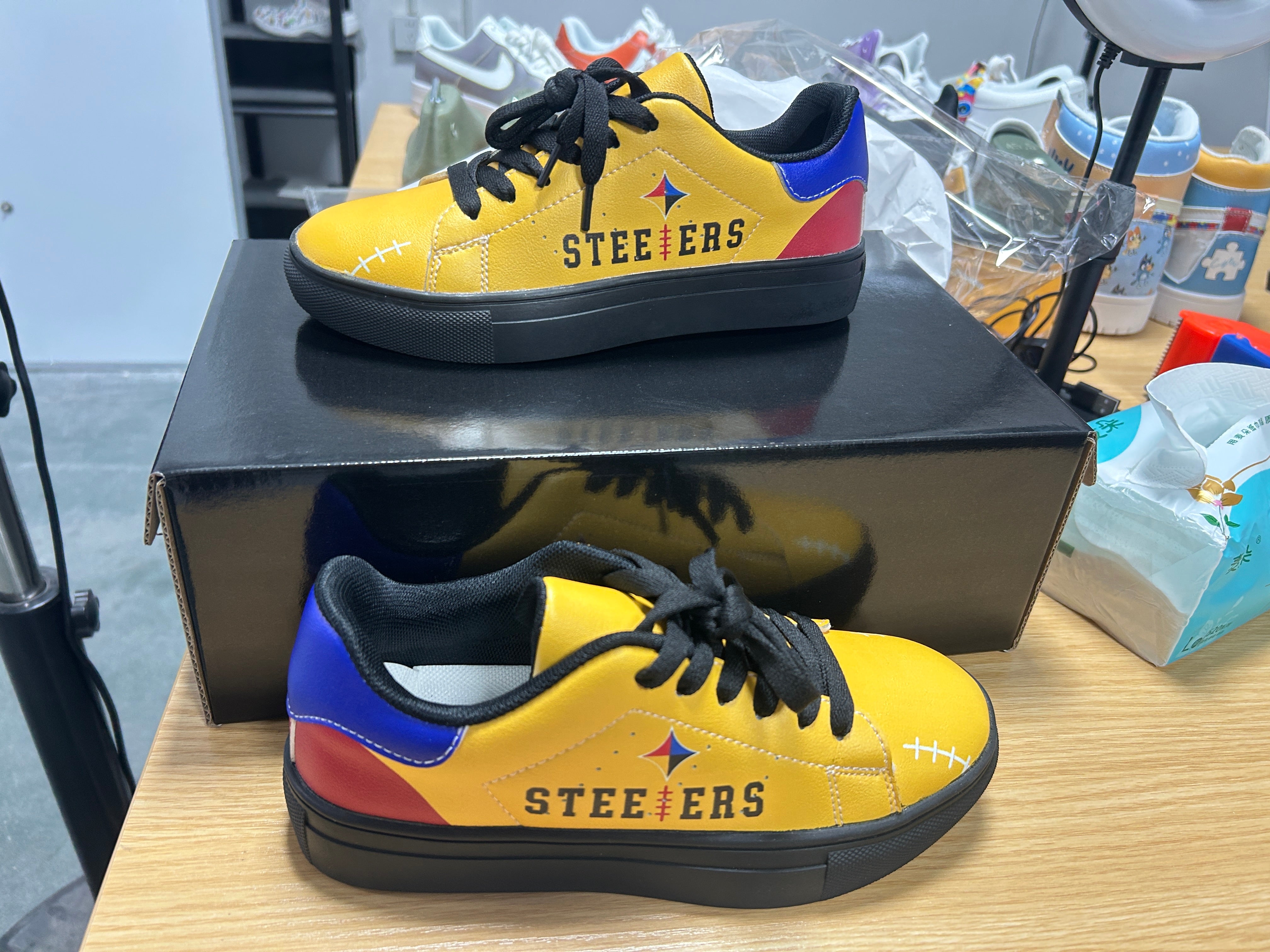 Alex · 周末画布